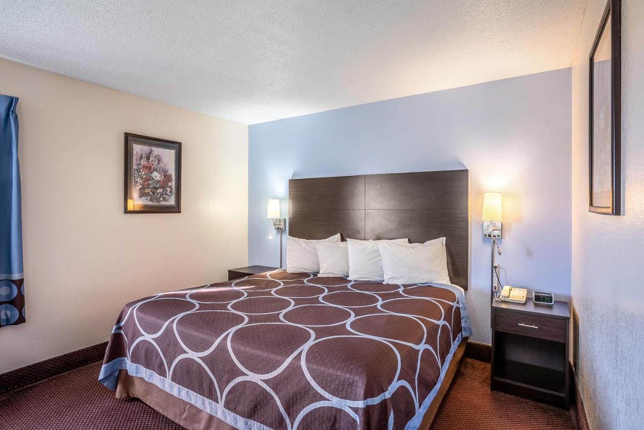 Hotel Super 8 By Wyndham Galesburg Esterno foto