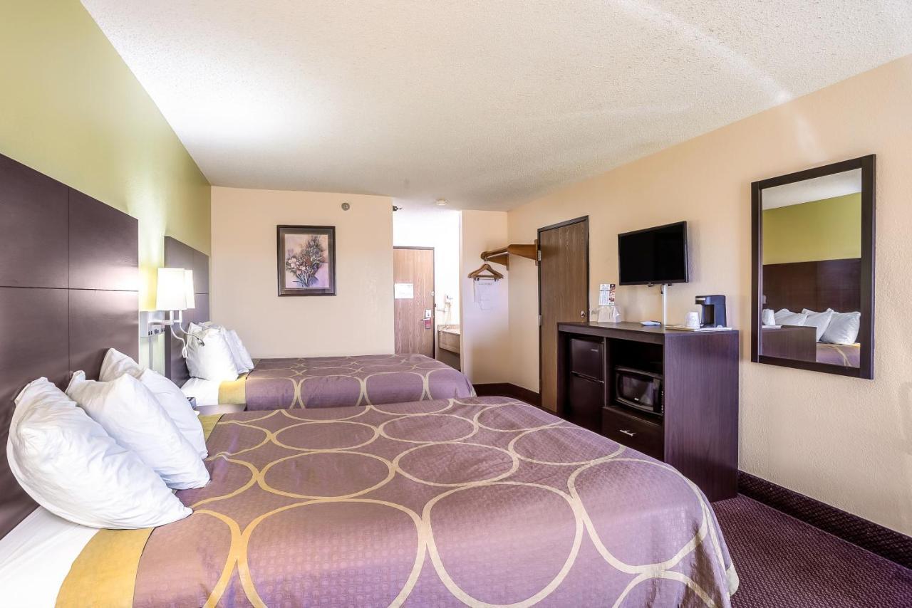 Hotel Super 8 By Wyndham Galesburg Esterno foto